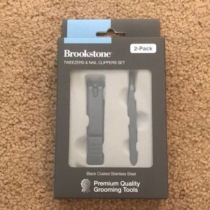 New BROOKSTONE Tweezers & Nail Clippers Set * Black Coated Stainless Steel*